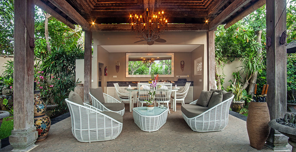 3. Villa Avalon Guest House - Living area